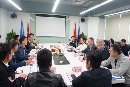 Корпорация Чжункунь Цзюйлинь нанёс визит ассоциации китайских предприятий, во главе с делегацией из Дальнего востока